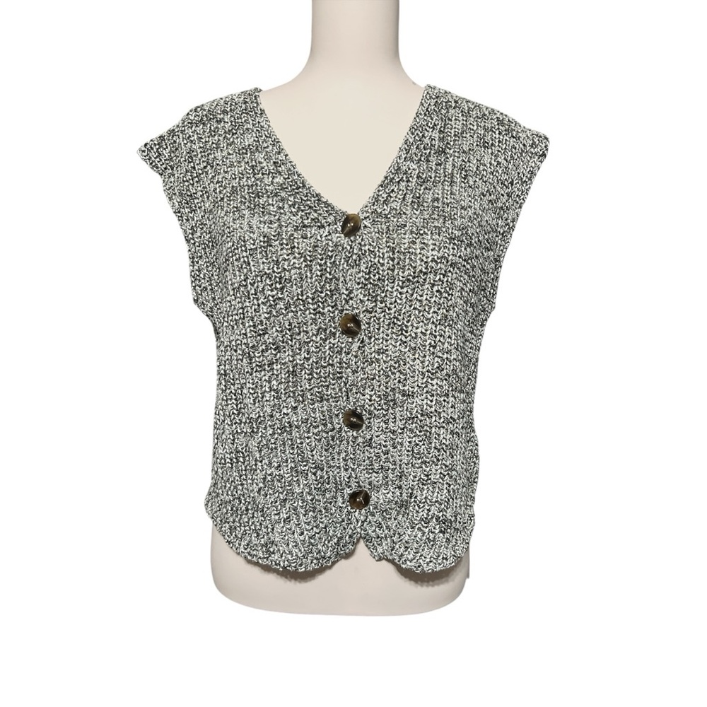 Commense Medium Grey Black Gold Knit Button-Down Sleeveless Sweater Vest